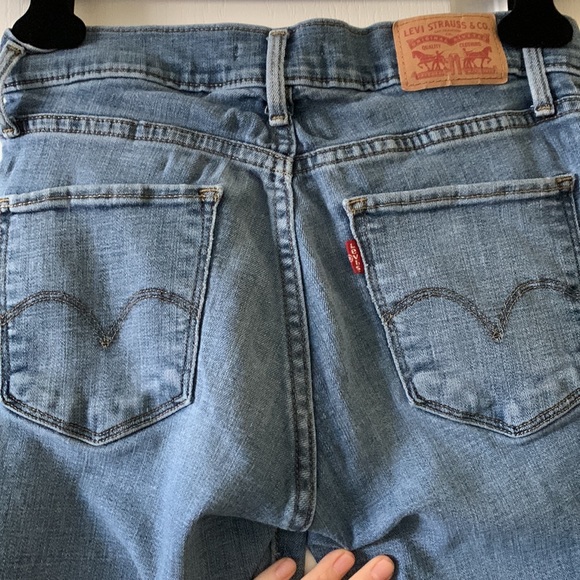 Levi’s womens 314 shaping straight jeans - Picture 4 of 8